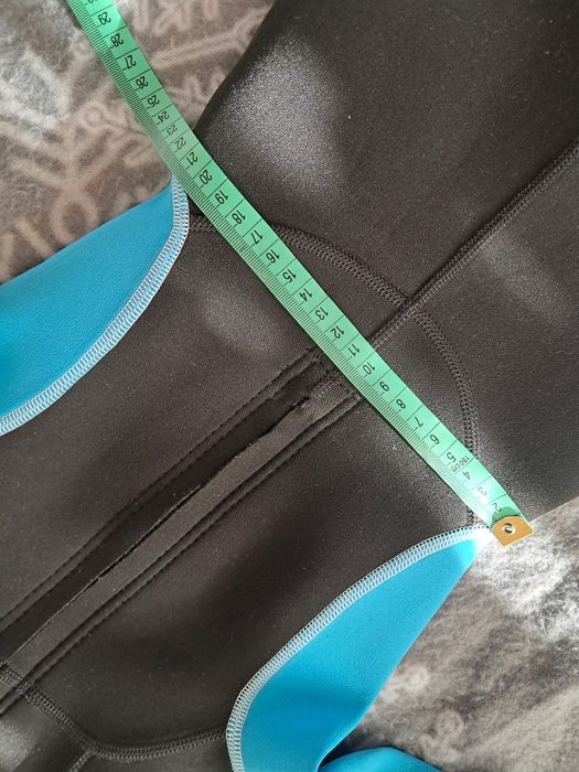 Sprzedam kombinezon piankowy