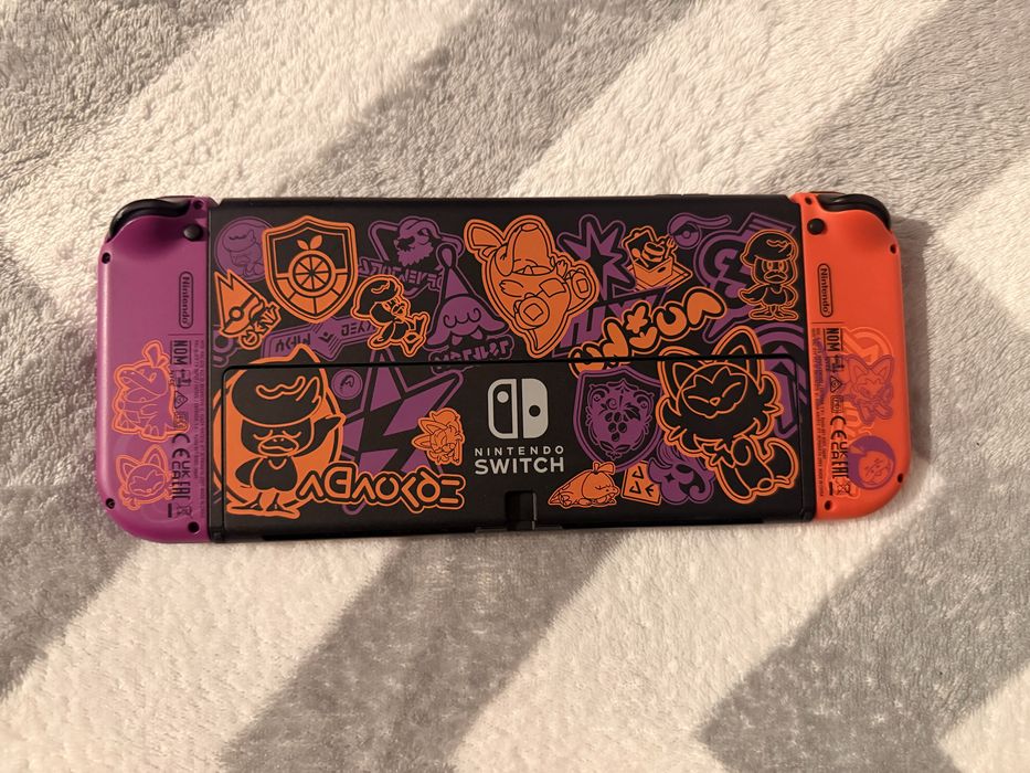 Nintendo Switch OLED Pokémon Scarlet & Violet