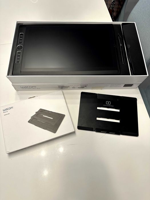 Tablet Komputer Wacom MobileStudio PRO 16 4K  i7