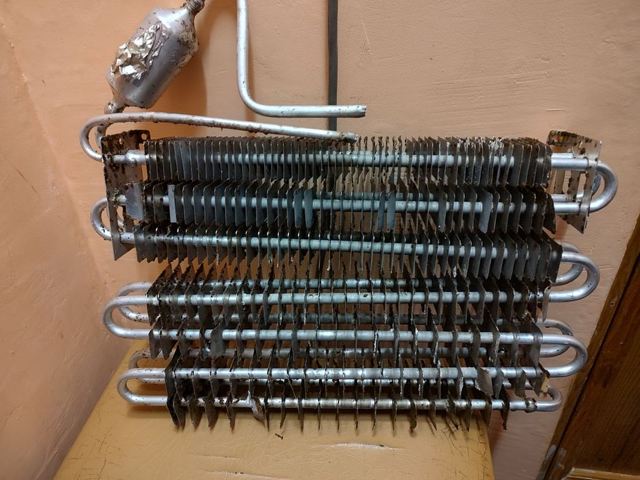 Холодильник Samsung RT34MB, испаритель