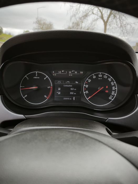 Vende se opel corsa 1.3 cdti 95 cavalos