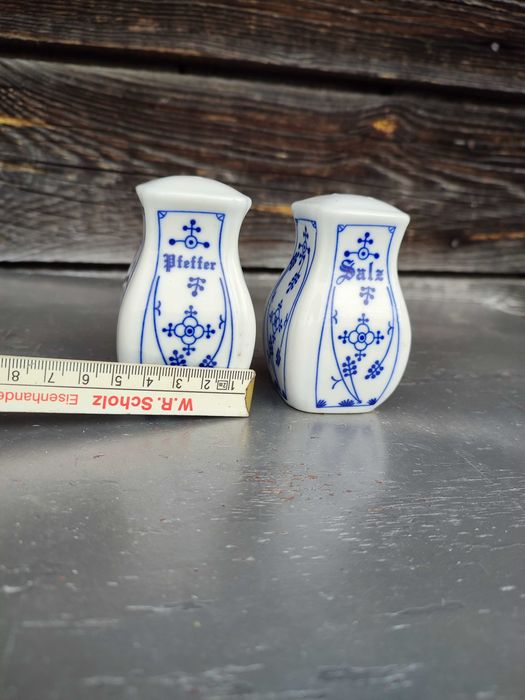Porcelanowa solniczka i pieprzniczka wzór słomkowy - P6