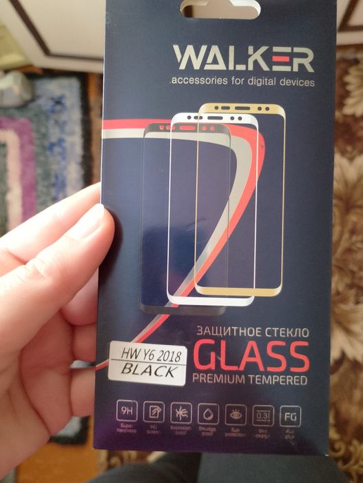 Стекло на телефон Huawei Y6