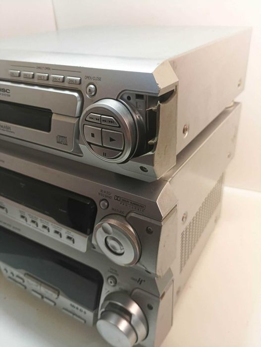 Wieża TECHNICS EH760 trzy segmenty