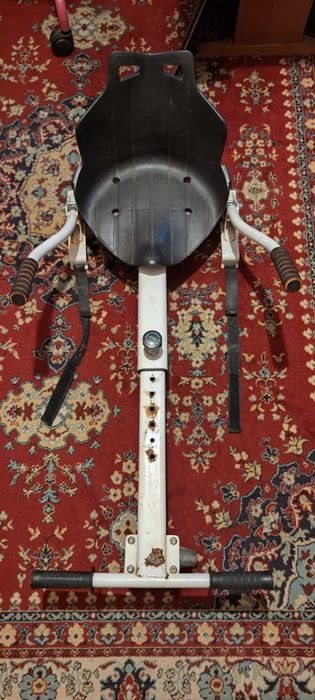 Nakładka na deskolorke elektryczną do jazdy na siedząnco na holerboard