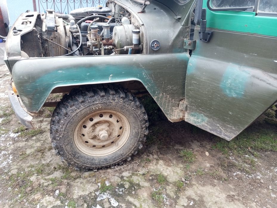 Продам  УАЗ 469 на хорошій резині