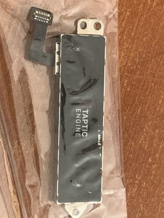 Шлейф кнопка taptic до iphone 6s iphone 7