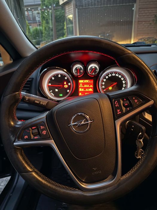 Opel Astra J 2014 Salon Polska