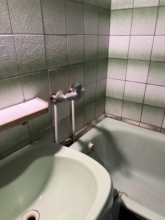 ПРОДАМ 4 кім.кв. в зразковому будинку район Богдана 29000$