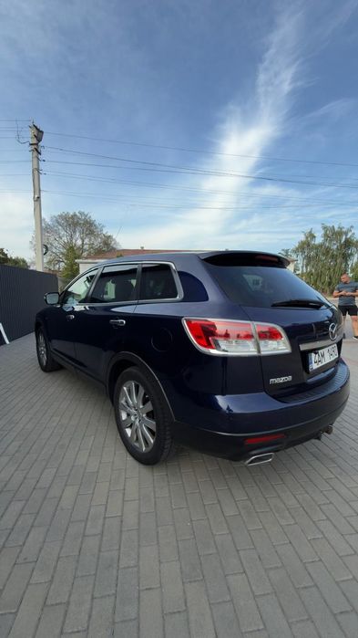 Продам Mazda CX9 з рідним пробігом.