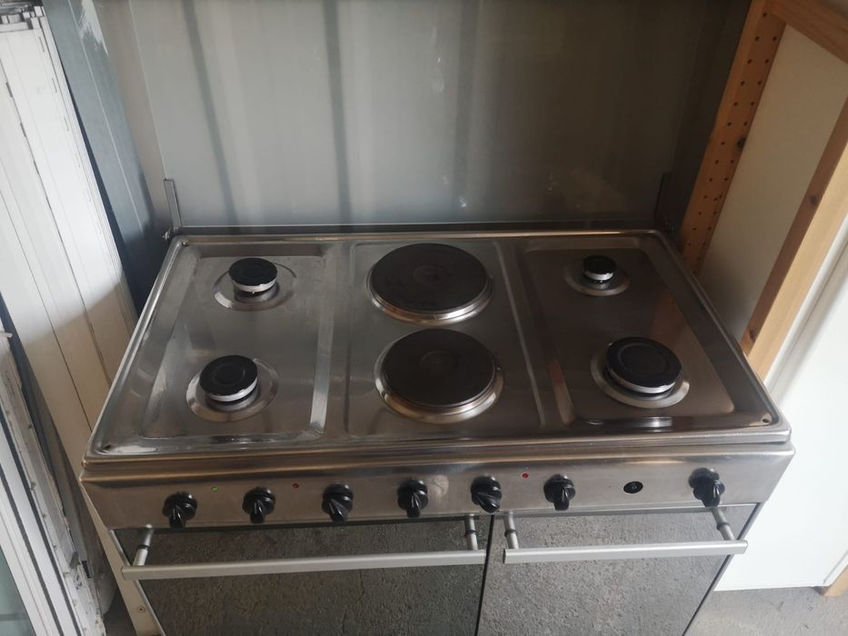 Fogão Meireles em bom estado