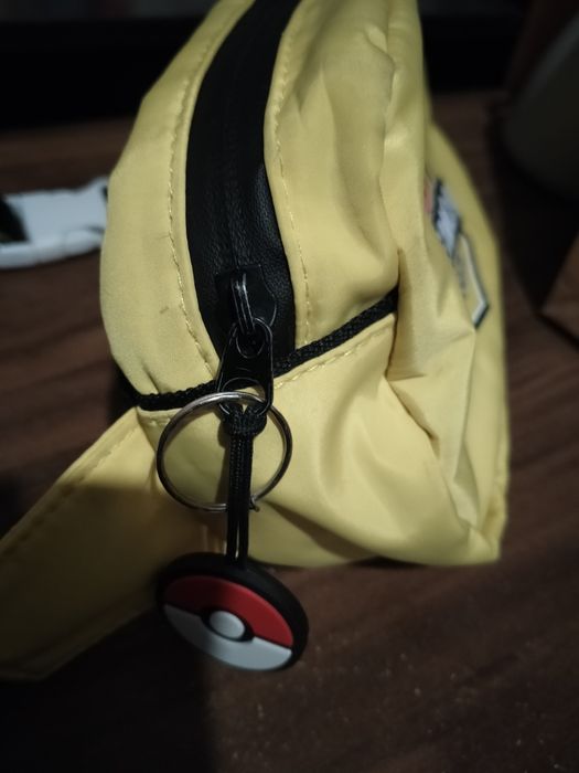 Saszetka nerka Pokemon