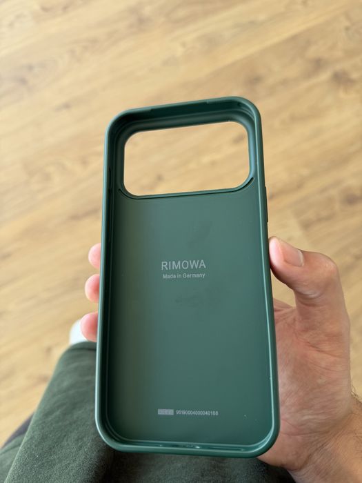 Capa Rimowa iphone 17 pro max