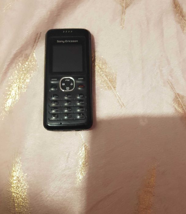 Telemóvel Sony Ericsson J132