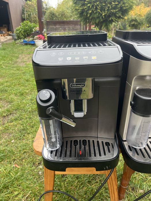 Кавомашина Delonghi magnifica evo Latte 24 року