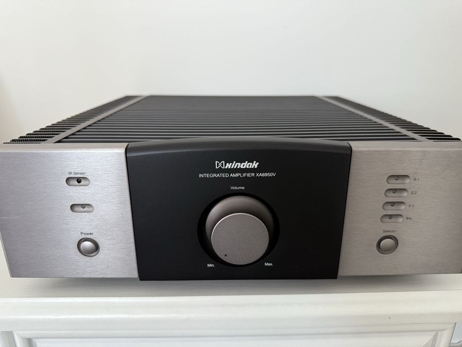 Wzmacniacz Xindak + przetwornik cyfrowo-analogowy Block Dac 100