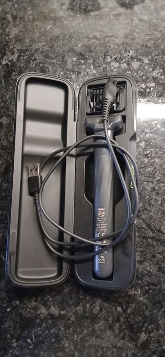 Maquina barbear philips one blade