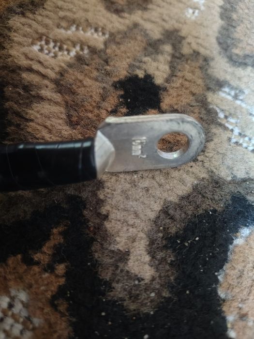 Продам силові кабелі 16 КВ. 2.20 М.