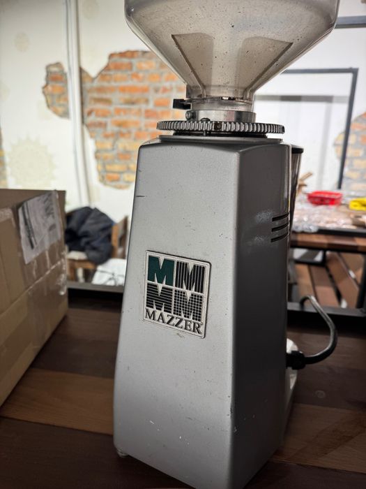 Механічна кофемолка mazzer