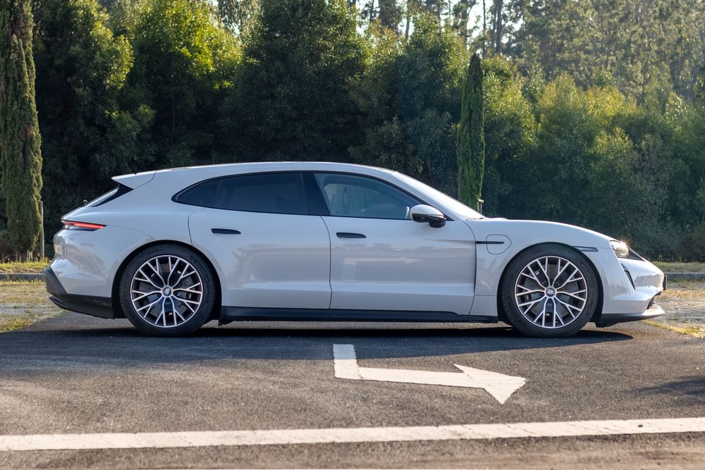 Porsche Taycan Sport Turismo Baterias Performance Plus