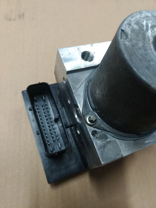 BMW Serie 5 E60 E61 535d 525d 530d Modulo de Abs Bosch