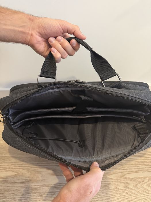 Troba HP na laptopa 15,6”