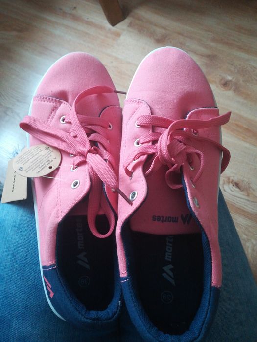 Nowe trampki damskie rozmiar 39