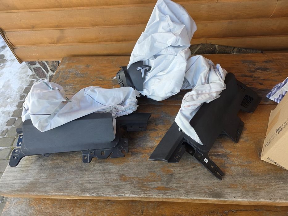 Подушка керма подушки ніг колін торпеда ремені tesla m3 model 3 тесла