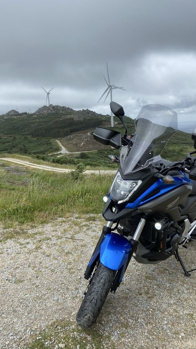 Honda NC 750X azul