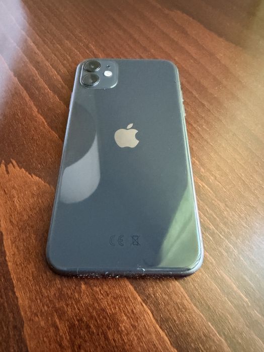 iPhone 11 64GB em caixa