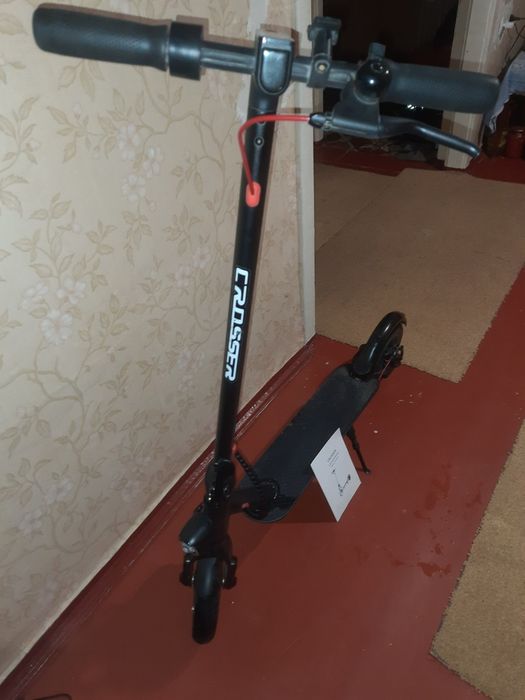 Електросамокат CROSSER   модель E9-10INCH