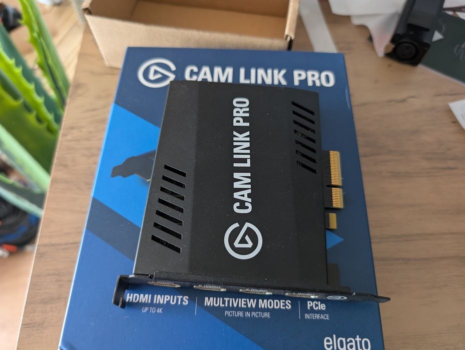Elgato camlink pro 4 inputs HDMI