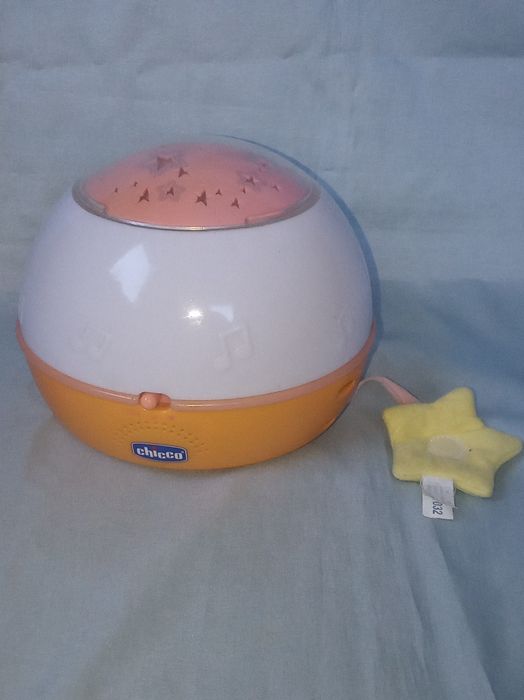 Chicco нічник-проектор Зоряне небо