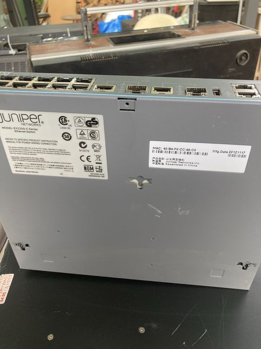 Swich, przełącznik Juniper ex2200c