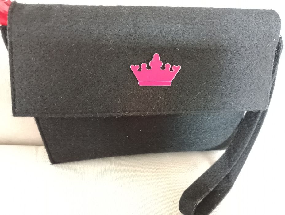 Косметичка Loreal щітка затискачі перукарські