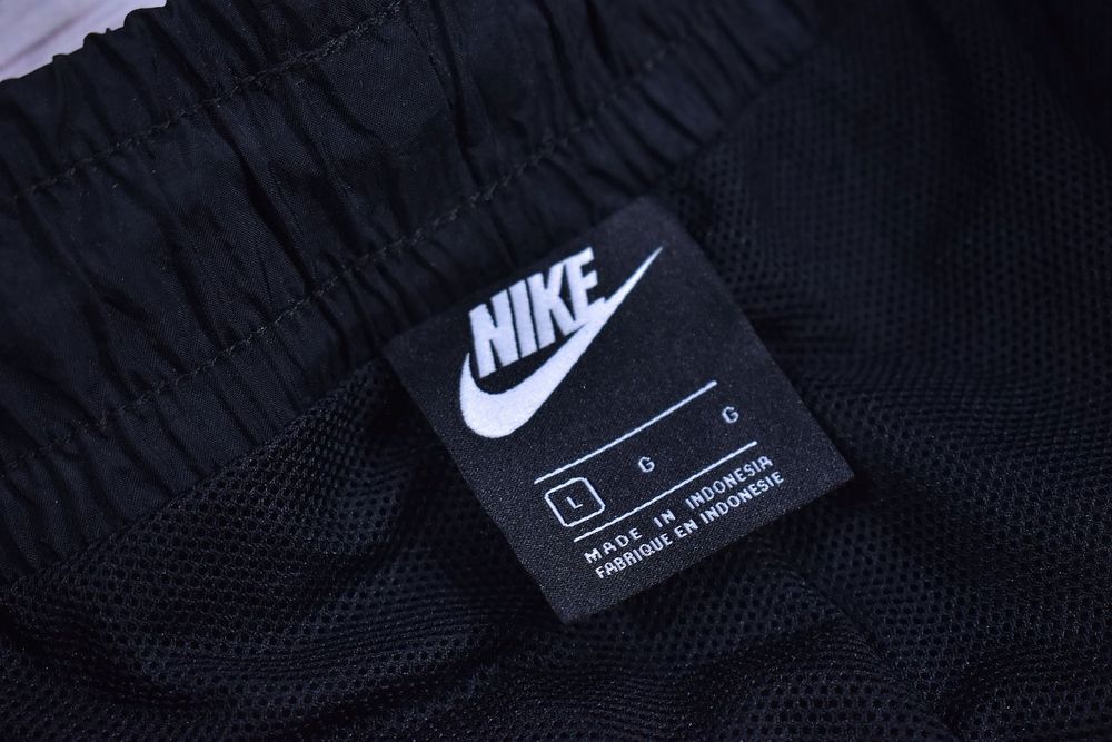 Nike Icon Clash Spodnie Dresowe Cargo Damskie / L
