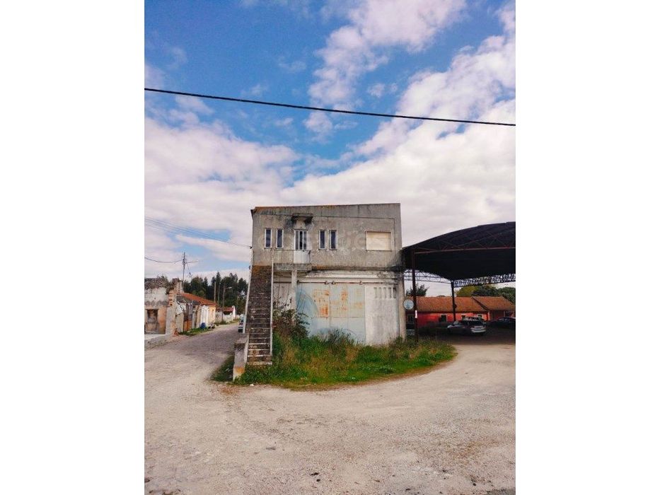 Armazém em Pegões Montijo