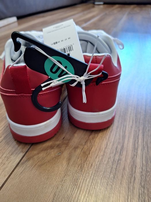 Sportowe buty sneakersy rozm 40 sinsay czerwone