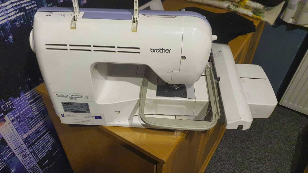 Hafciarka maszyna do szycia brother NV700E II