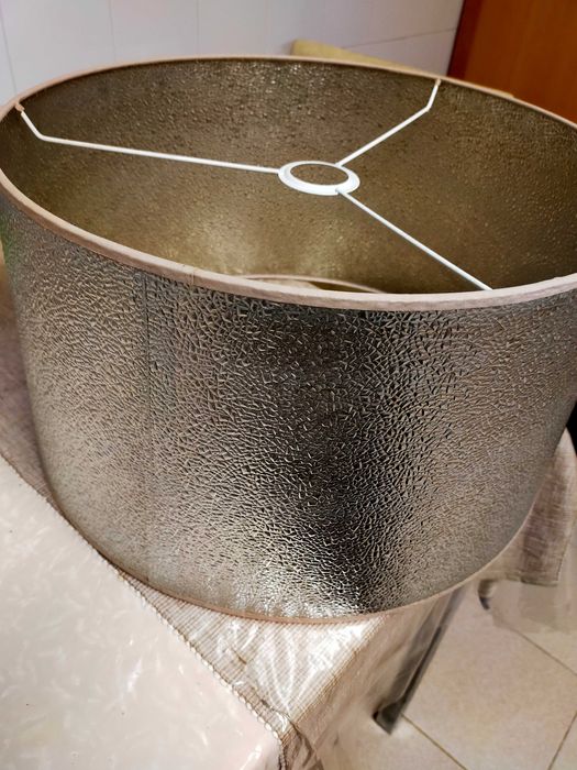 Abajour prateado bom estado