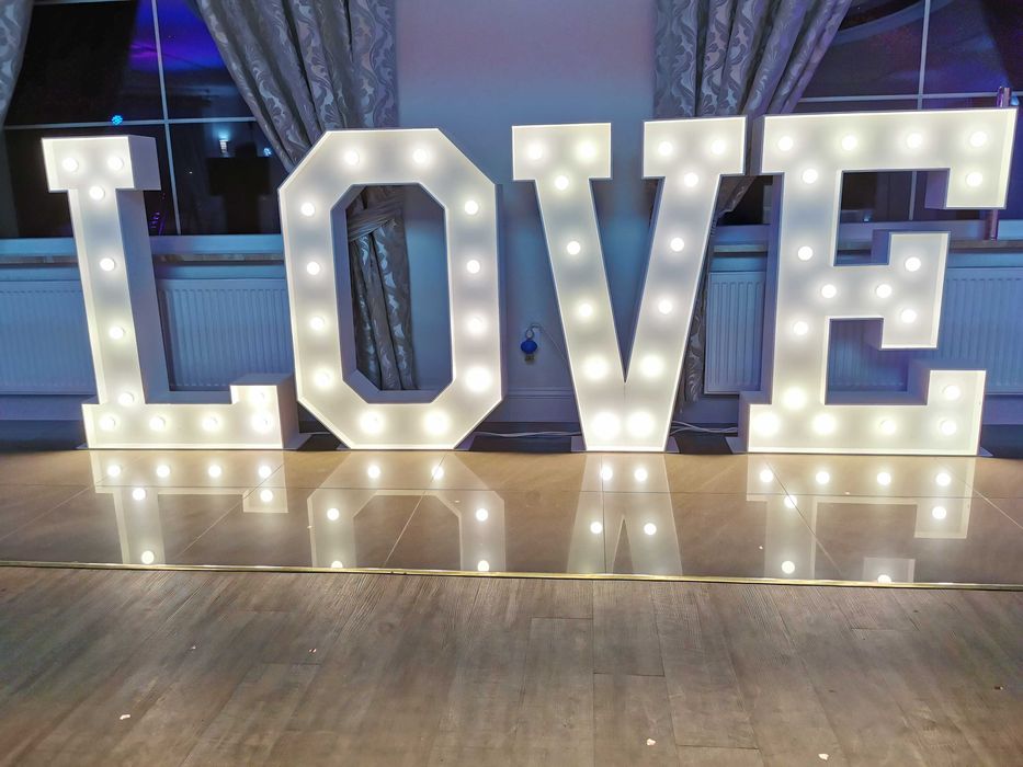 NapisLOVE|CiężkiDym|FontannaIskier|UsługiBarmańskie|AparatInstaX