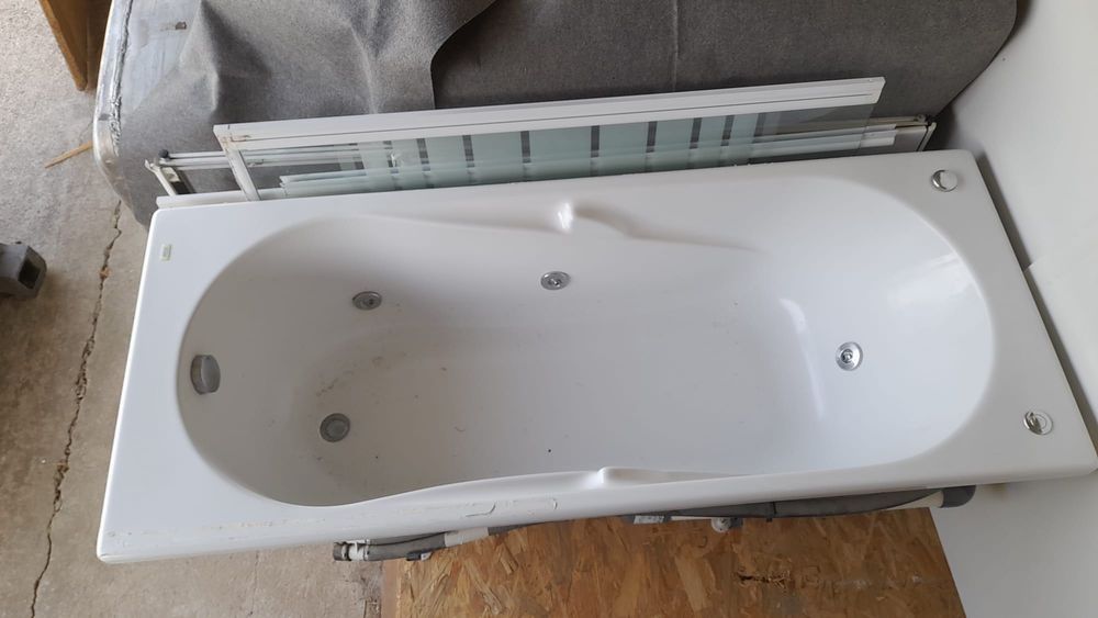 Banheira Roca Hidromassagem