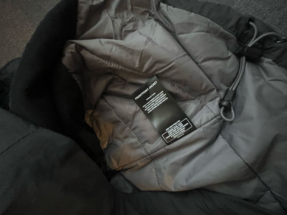 Жіноча вітровка Rohan розмір S