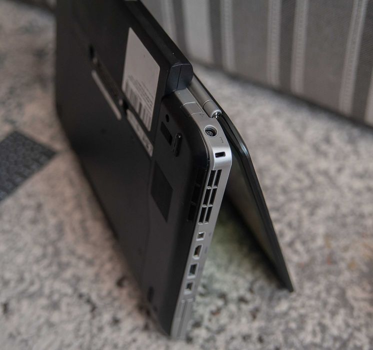 Dell Latitude E5420 14.0" Core I5-2430M 4х2.40ГГц-3.00ГГц 4ГБ/320ГБ