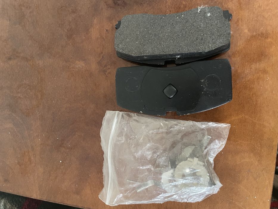 Тормозні колодки Geely