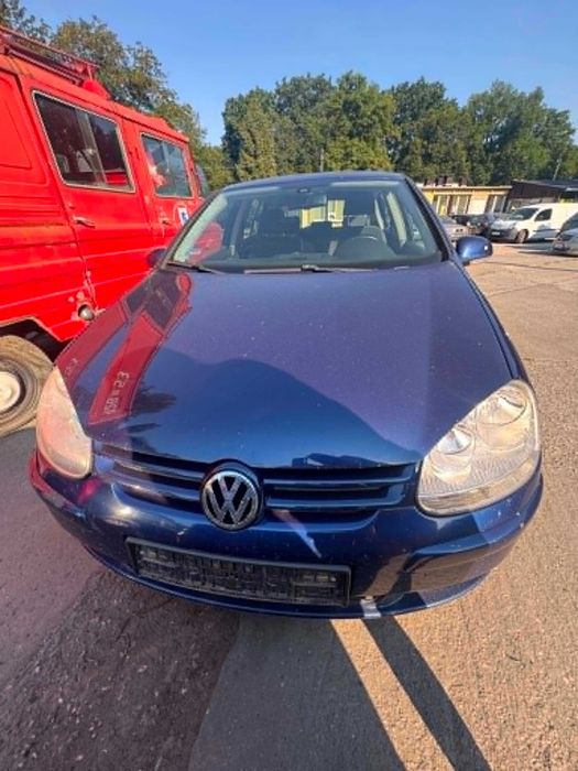 VOLKSWAGEN GOLF V na części ADAX Opolski Auto Złom Koźle
