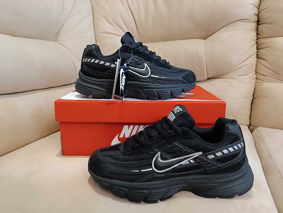Чоловічі кросівки Nike Initiator (36-46 розмір) 2 кольори