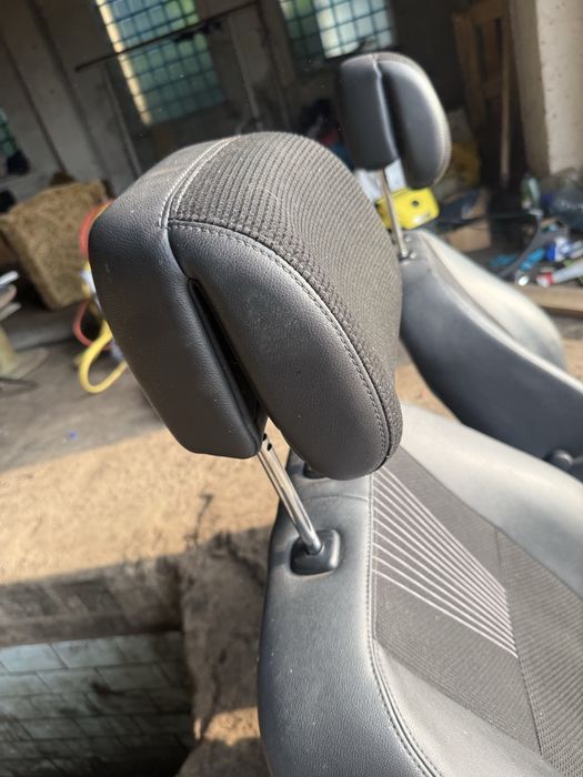 Сідушки передні Renault Megane 3