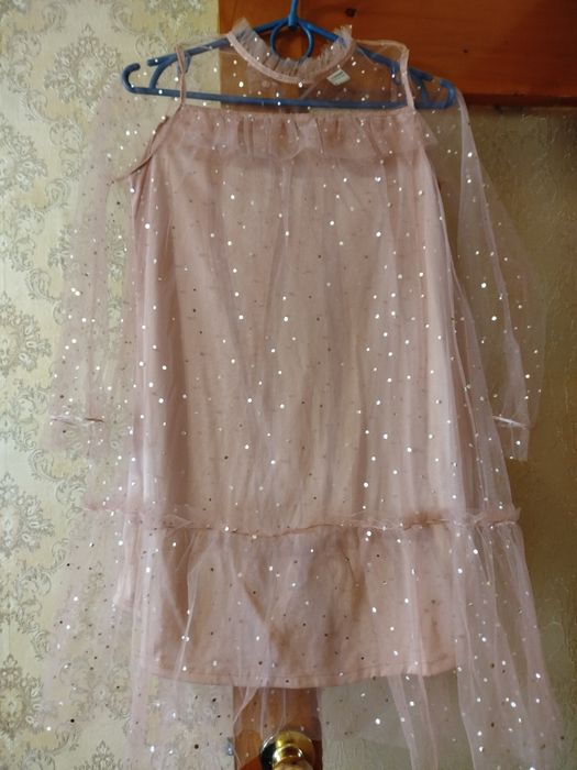 Святкова сукня для красуні 134 р