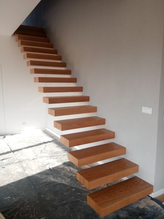 Schody drewniane na beton,ażurowe,modułowe.